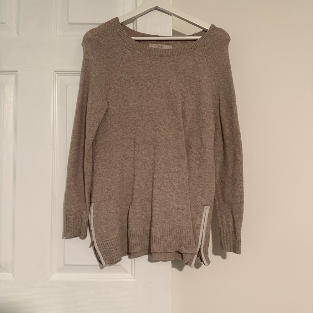 Nordstrom Women's Tan Crew Neck Sweater